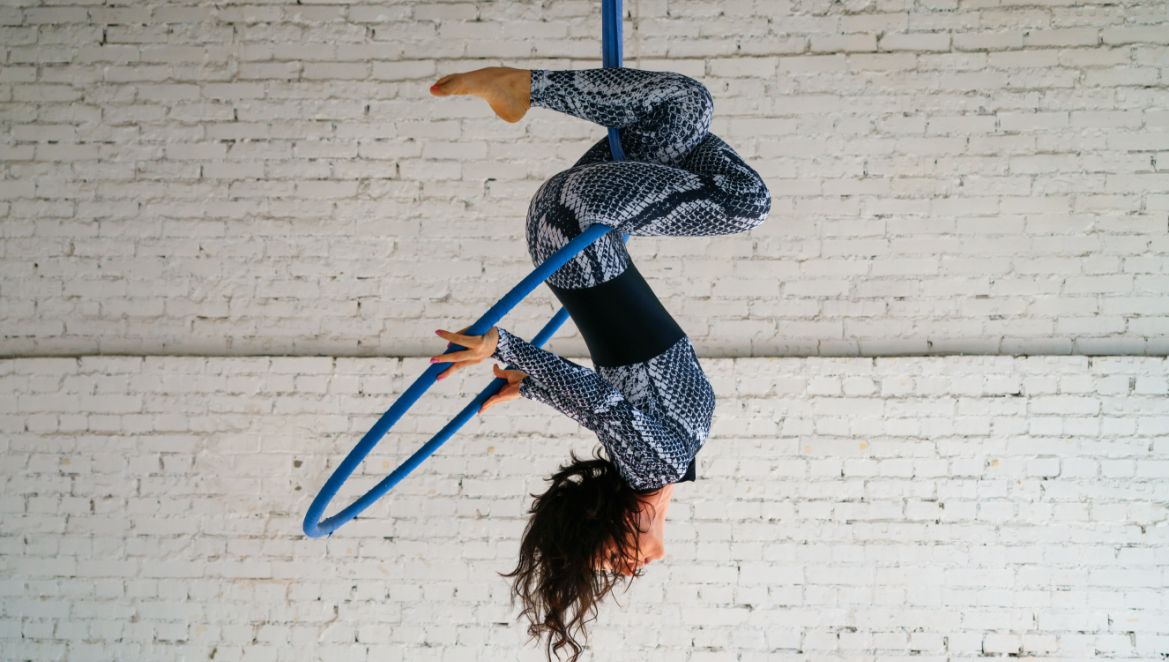 Everything You Need to Think of When Starting a Pole or Aerial Studio